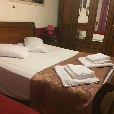 Giovani & Barocco Bed & Breakfast Surbo